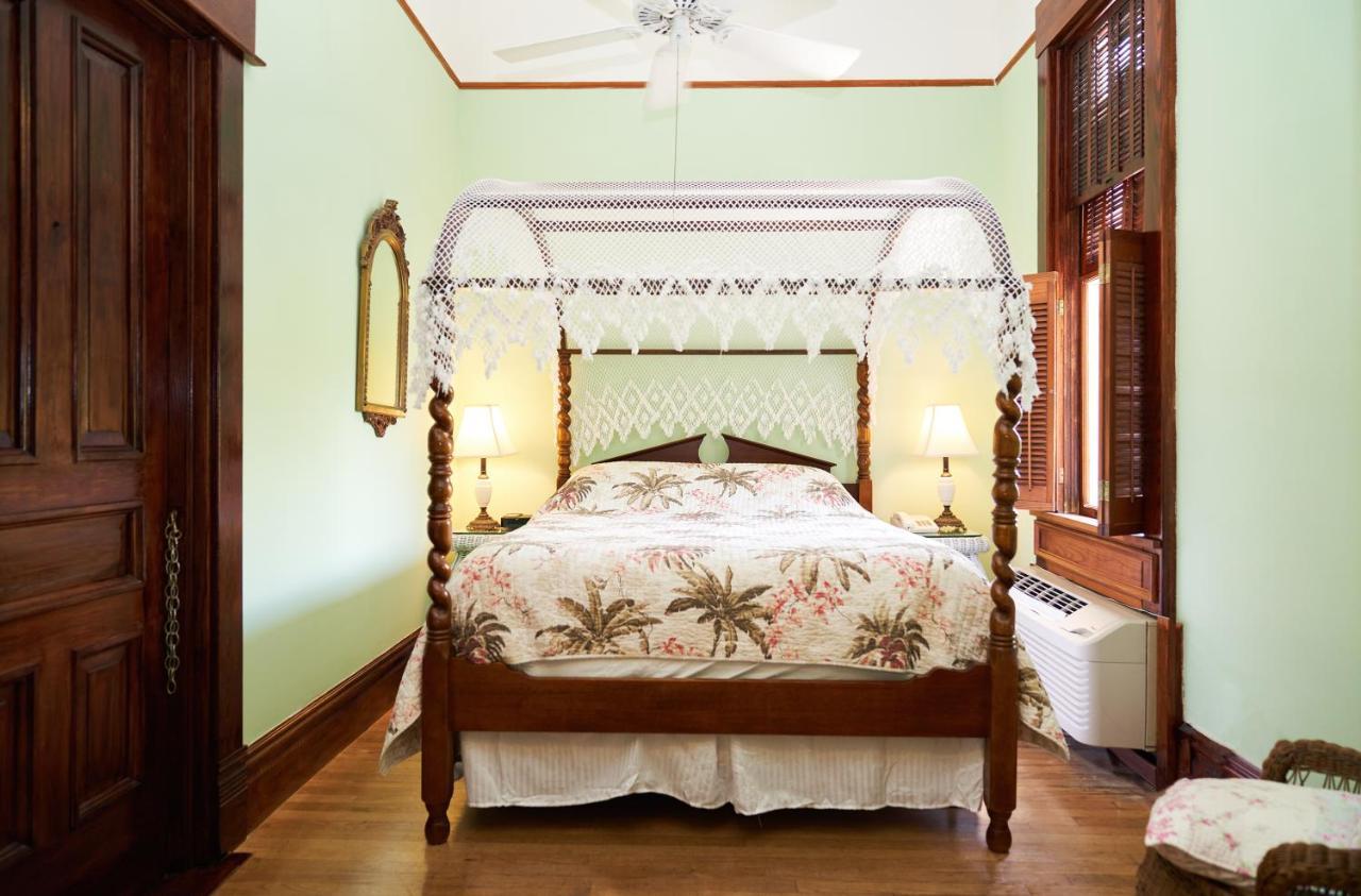 Amsterdam'S Curry Mansion Inn Ки-Уэст Экстерьер фото